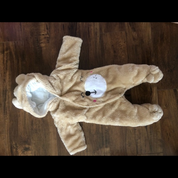 Newborn Khaki Baby Bear Fuzzy Hooded Onesie - Picture 2 of 6